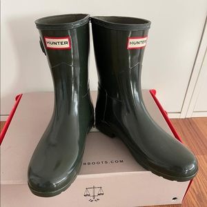 Hunter green rain boots